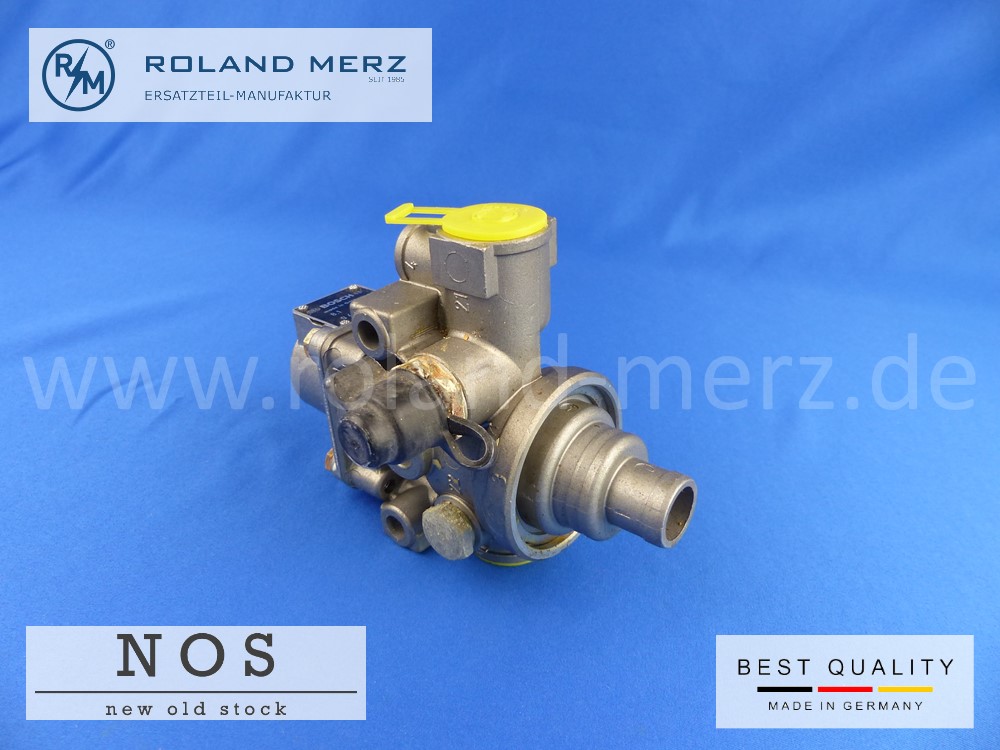 P1130007 002 431 43 06 Druckregler Bosch 0 481 039 201 für Mercedes LKW /Bus Original Neuteil NOS