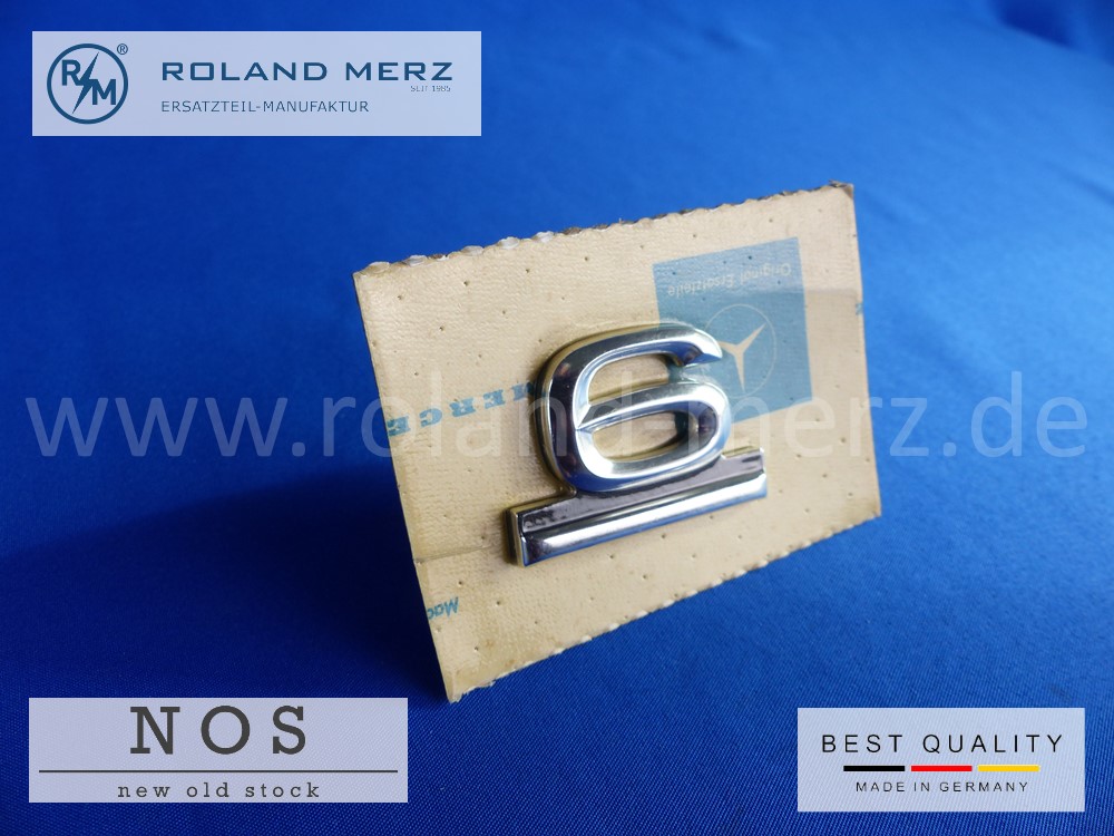 114 810 01 69 Schild 6 Zylinder auf Heckdeckel für Mercedes 230.6 original Neuteil/NOS