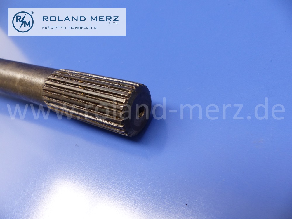 1113571101 Achswelle, Hinterachswelle, links, Mercedes W110, W111, Original Mercedes Neuteil, NOS 