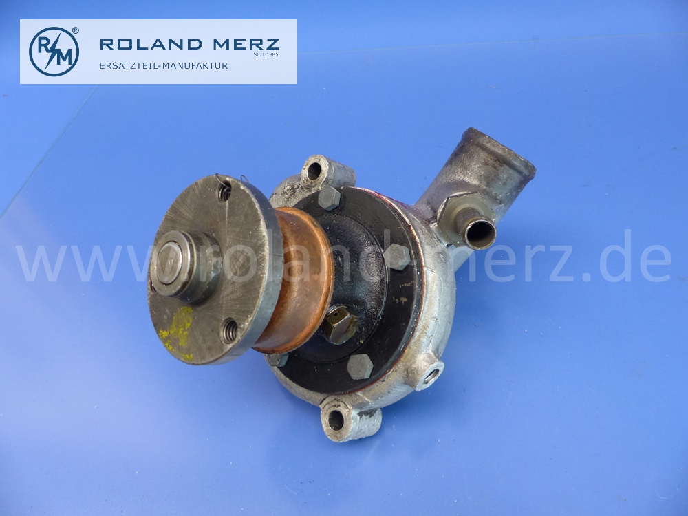 1802001001 Wasserpumpe mit Gehäuse, 3-Loch Flansch, Mercedes Motoren M121, M180, Ponton, Original Mercedes Neuteil, NOS - überarbeitet -