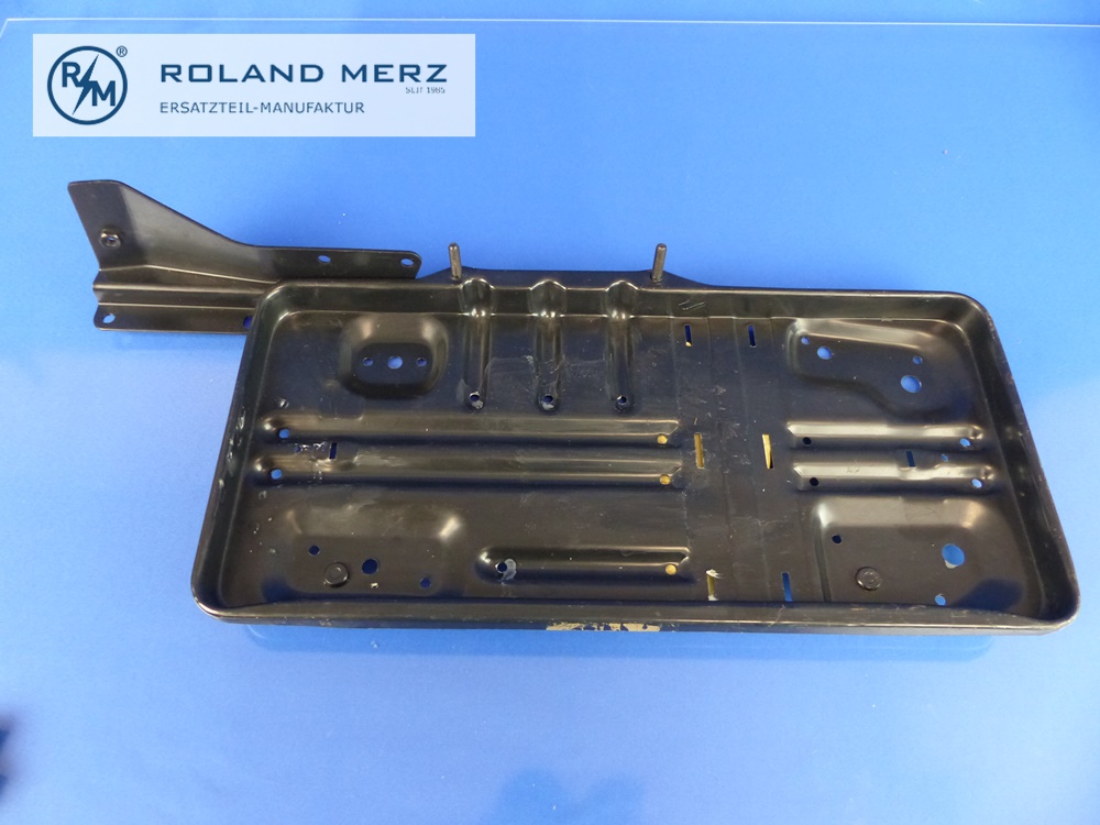 1156200458 battery rest, battery frame, Mercedes W114, W115, 230/8, 250/8, 230/6, 250C, 200/8 230.4, 240D 3.0, Original MB spare part NOS